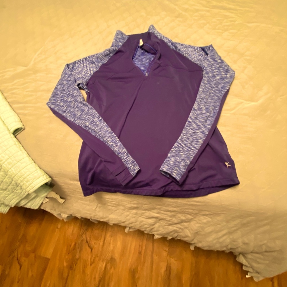 Blue pullover